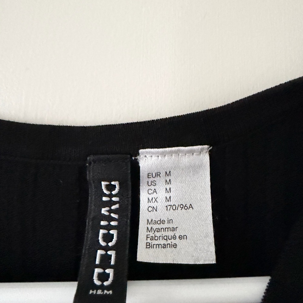 Black Ribbed H&M Tank Top - Picture 3 of 3